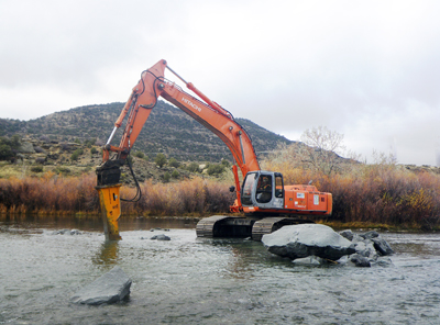 New Mexico Game and Fish Archive News: San Juan River habitat work opens more trophy trout fishing